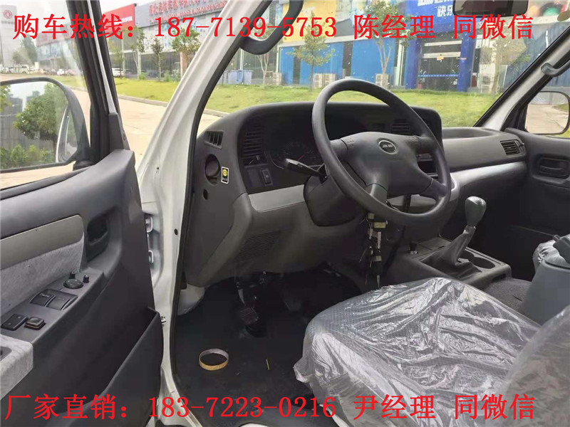 金杯新海獅醫(yī)療轉運車汽油型-金杯大海獅監(jiān)護型救護車