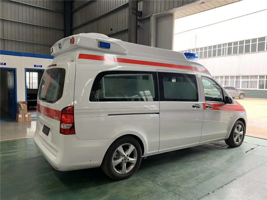國六奔馳新威霆救護車（國際負壓）