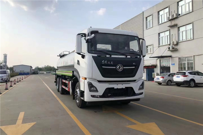 東風天龍后八輪20噸噴霧車，國六綠化噴灑車
