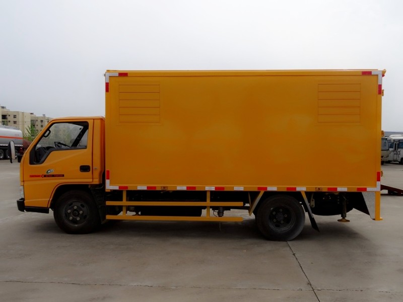 江鈴小型應(yīng)急發(fā)電車、電源車